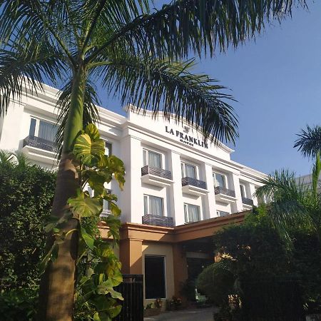 La Franklin Hotel Бхубанешвара Экстерьер фото