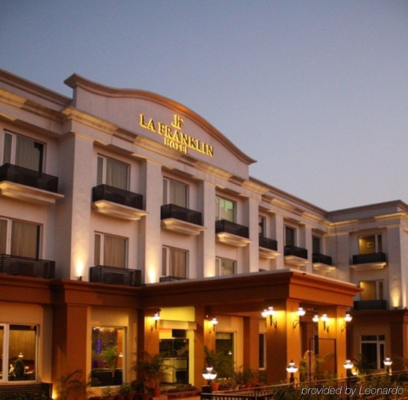 La Franklin Hotel Бхубанешвара Экстерьер фото